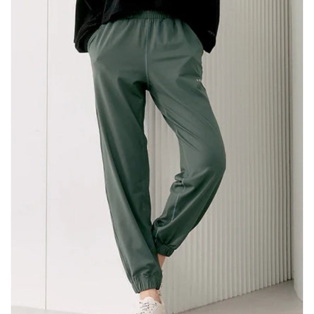 Stylish Olive Jogger Pants for Women